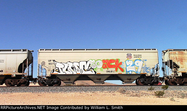 EB Unit Covered Hooper Frt at Erie NV -73