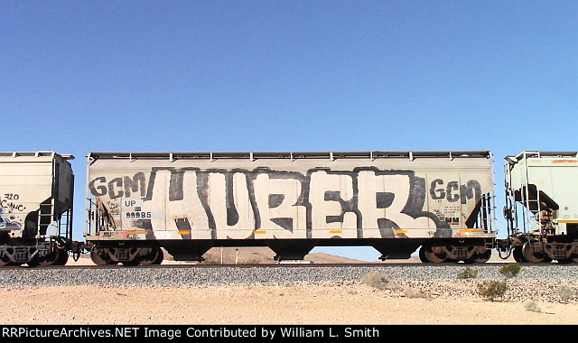 EB Unit Covered Hooper Frt at Erie NV -80