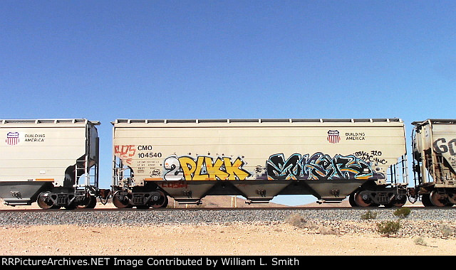 EB Unit Covered Hooper Frt at Erie NV -81