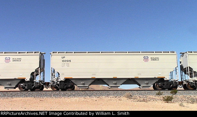 EB Unit Covered Hooper Frt at Erie NV -90