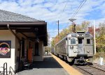 NJT Train # 724 arriving into Basking Ridge Station