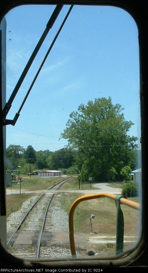 CAGY 2000 approaching Kennedy, AL