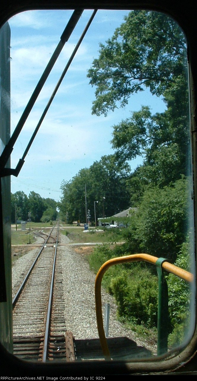 CAGY 2000 approaching Steens, MS