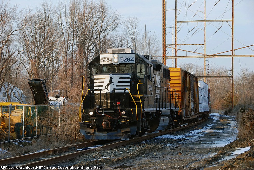 CSAO SA31 about to cross Maxwell Road