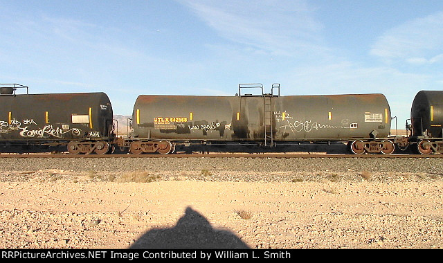EB Manifest Frt at Erie NV Passing Siding W-Pshr -31