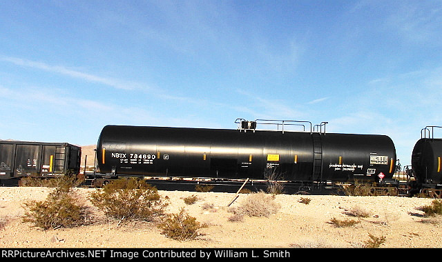 WB Manifest Frt at Erie NV W-MdTrnSlv -84