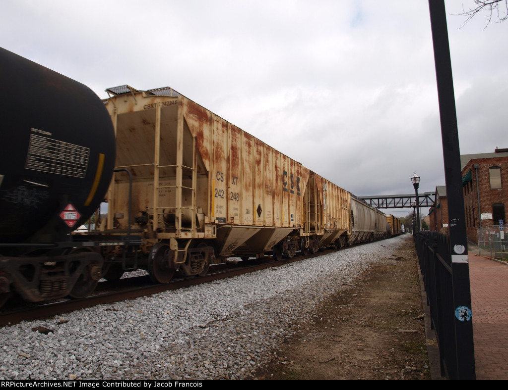 CSXT 242248