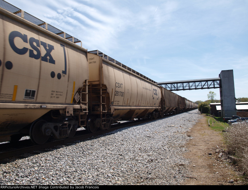 CSXT 261700