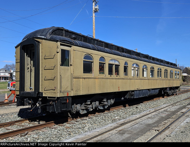 Unknown heavyweight passenger car
