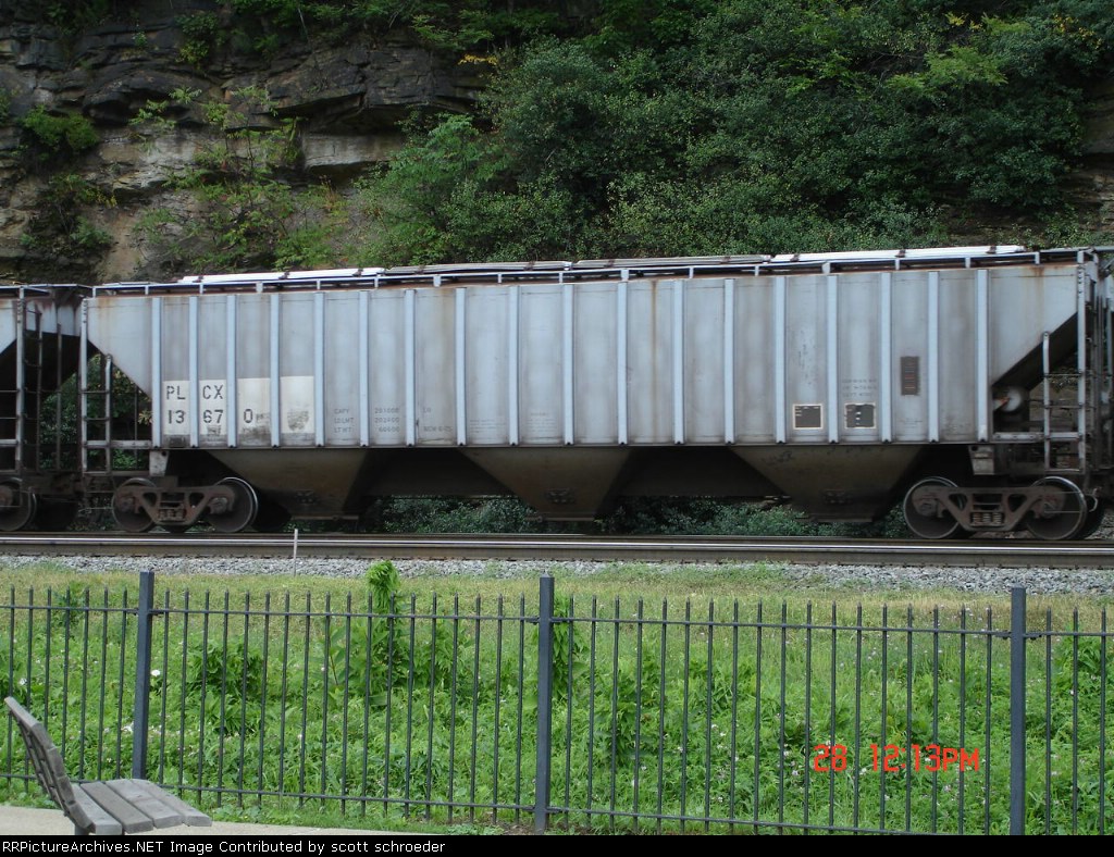 PLCX 13670 Covered Hopper EB