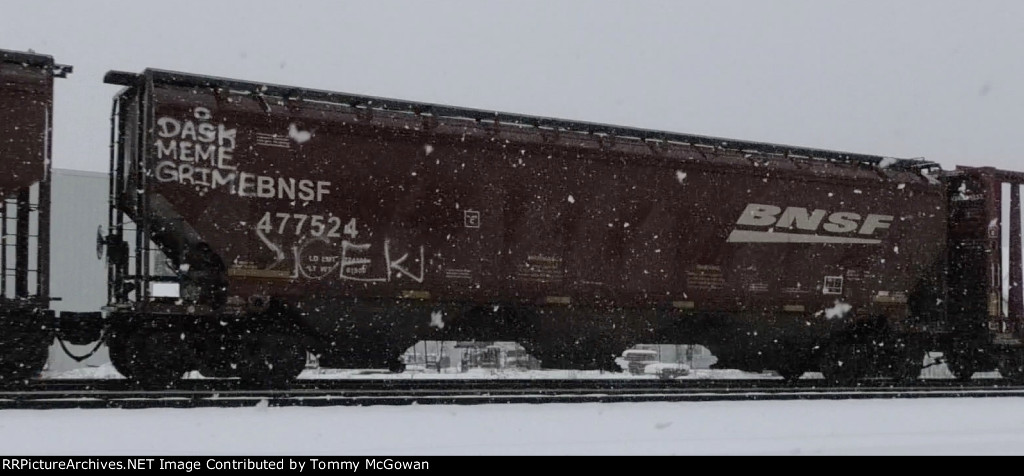 BNSF 477524