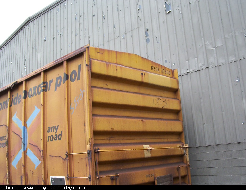 RBOX 37809 Detail 18