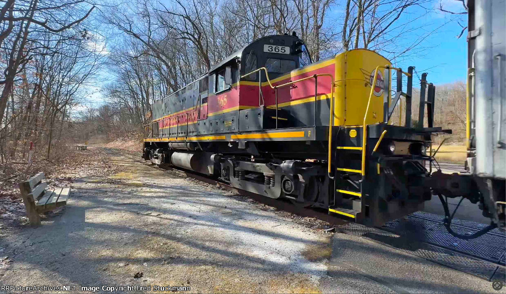CVSR 365 relaxes on this leg of the journey.
