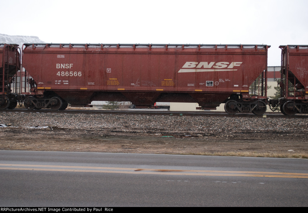 BNSF 486566