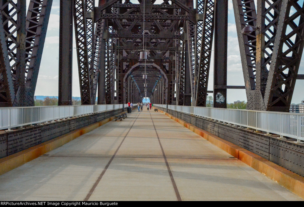 The Big Four Bridge - Ohio River Bridge