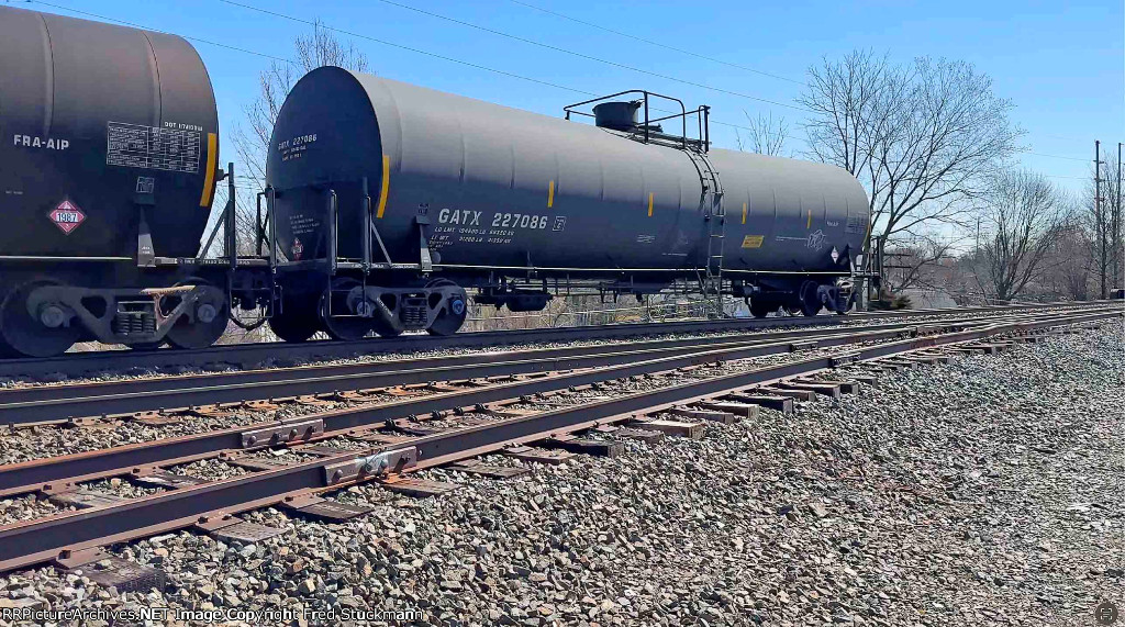 GATX 227086 is new to rrpa.