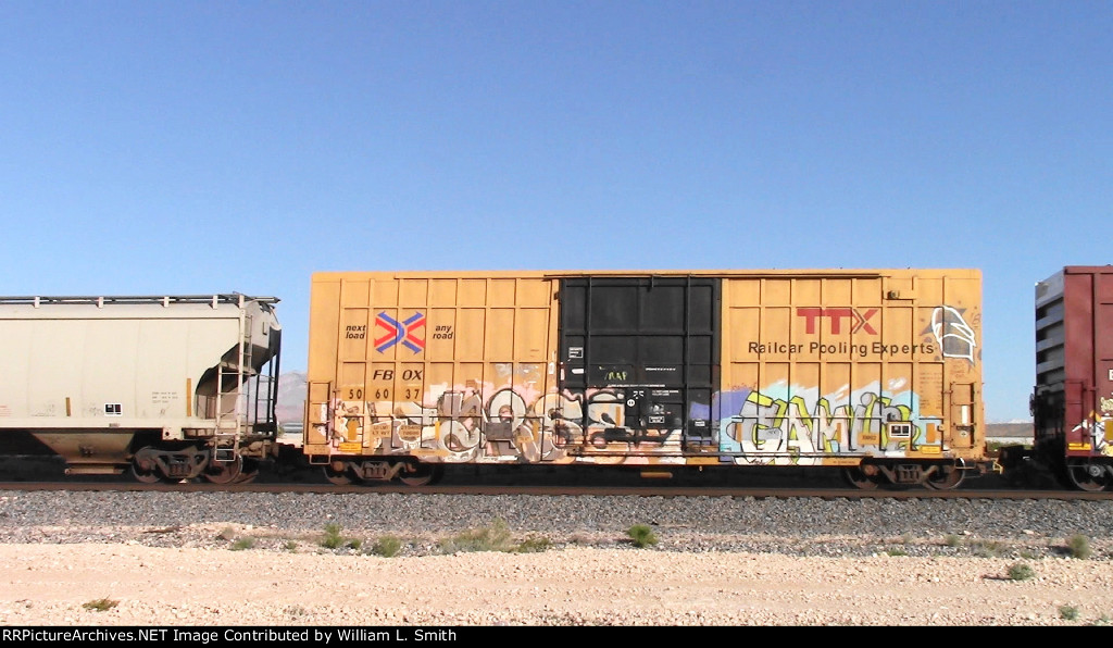 WB Manifest Frt at Erie NV W-MdTrnLvs-Pshr -118