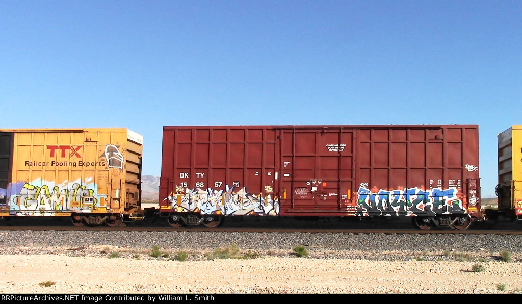 WB Manifest Frt at Erie NV W-MdTrnLvs-Pshr -119