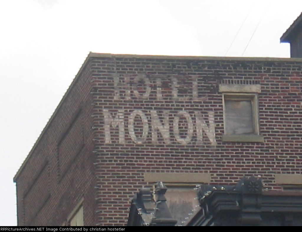 MONON Hotel