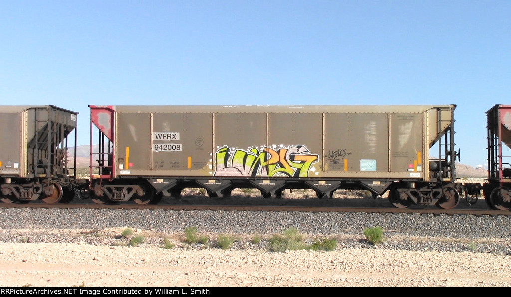 EB Unit Empty Hooper Frt at Erie NV -60