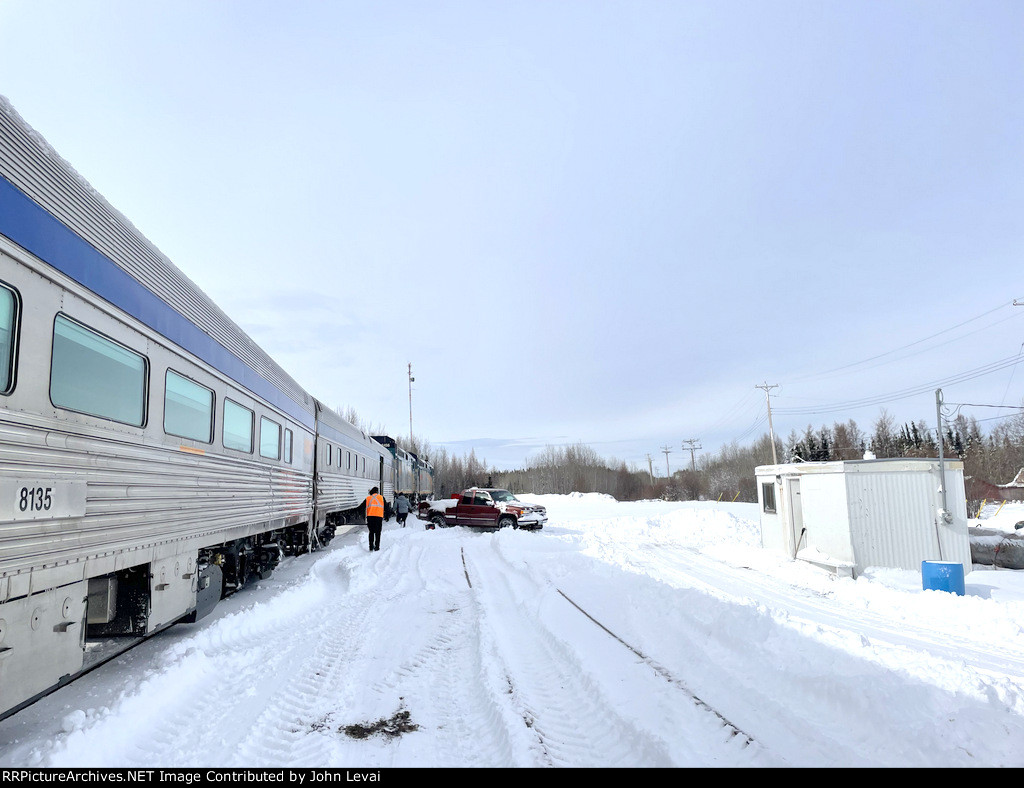 VIA692 doing station work at Pikwitonei Depot