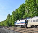 MNR F40PH-3C doing honors 