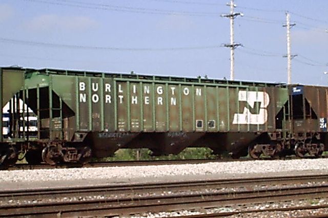 BN PS 3 Bay Covered Hopper