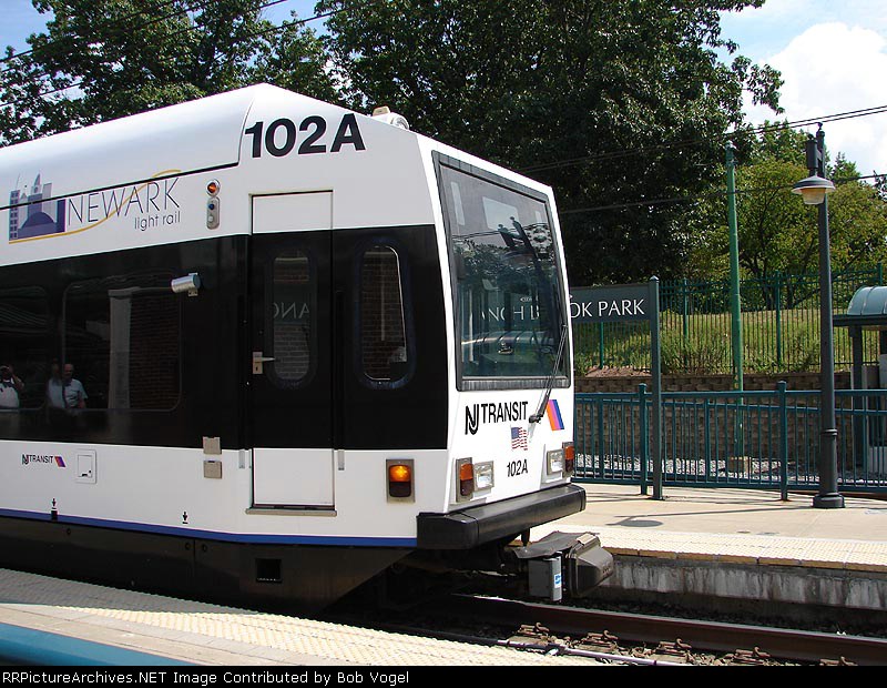Newark Light Rail 102