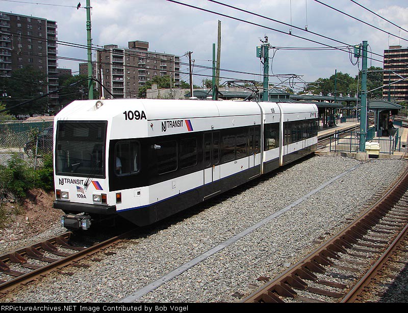 Newark Light Rail 109
