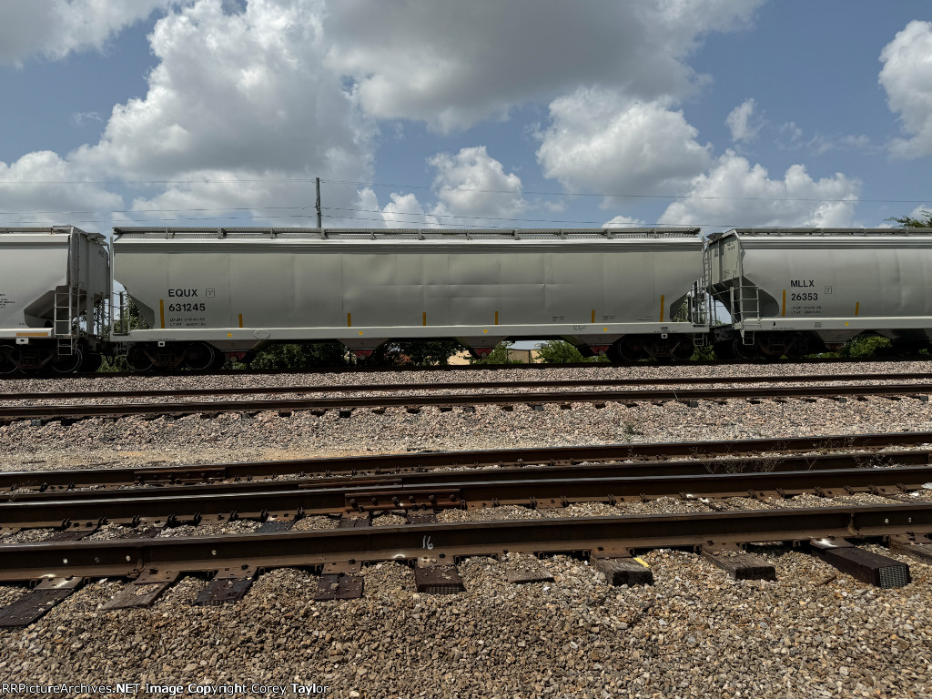 EQUX 631245