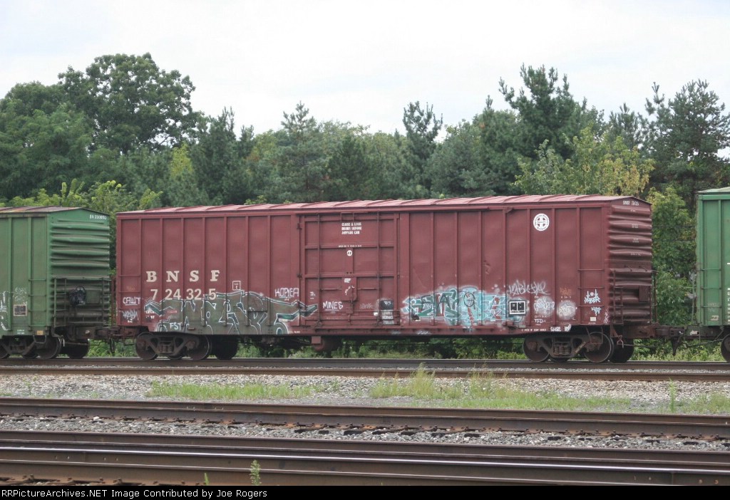 BNSF 724325