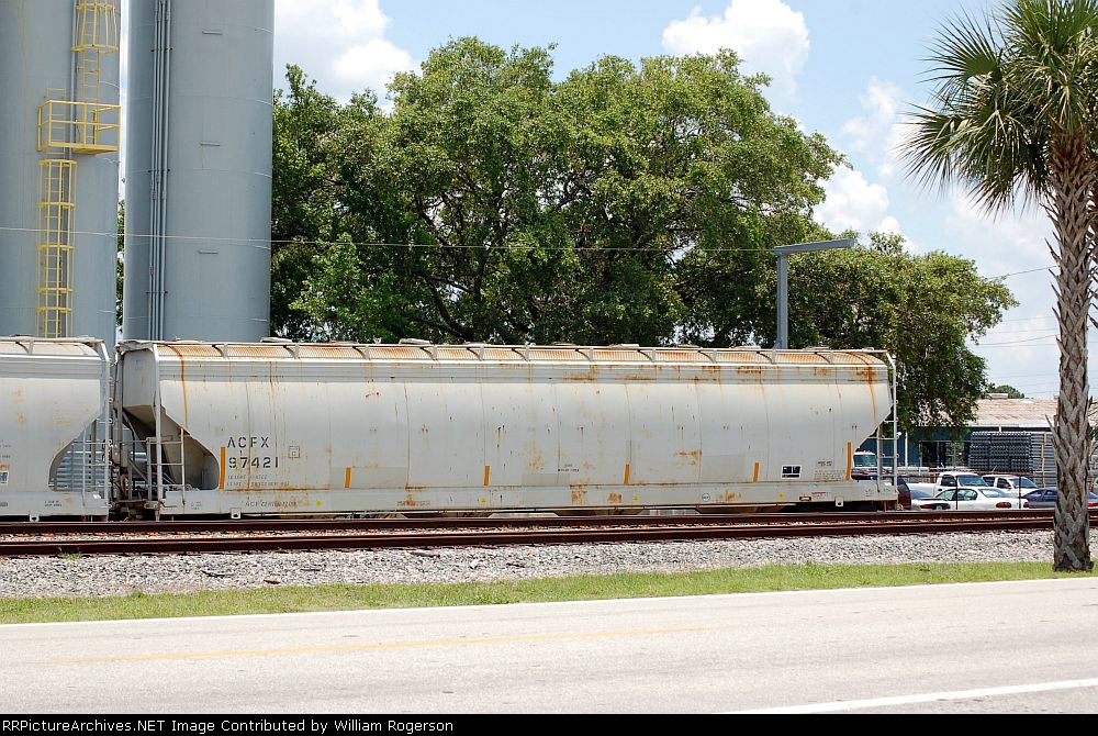 General Electric Rail Services (ACFX) Covered Hopper No. 97421