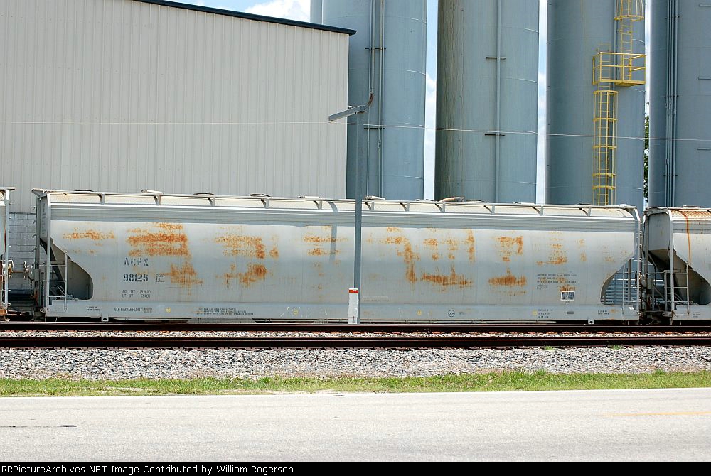 General Electric Rail Services (ACFX) Covered Hopper No. 98125