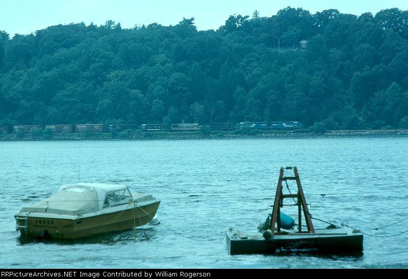 Northbound Conrail Mixed Freight Train on the "River Line"