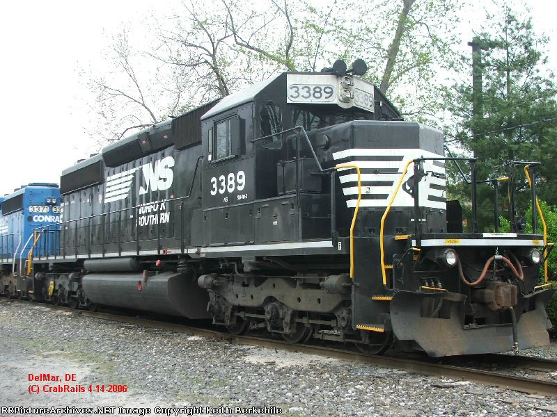 Norfolk Southern SD40-2 3389