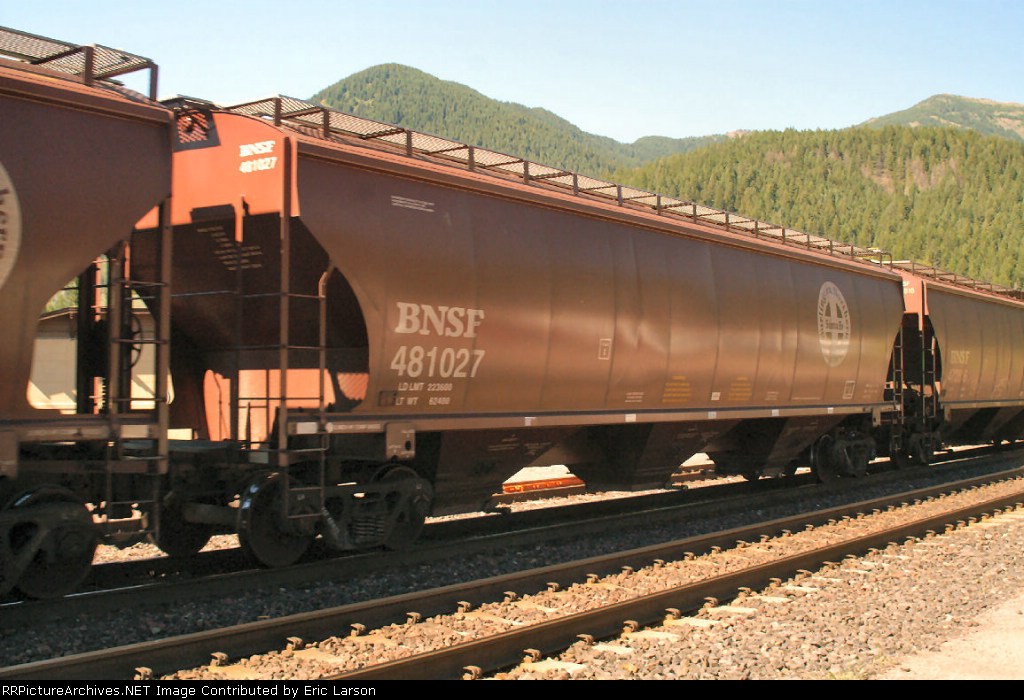 BNSF 481027