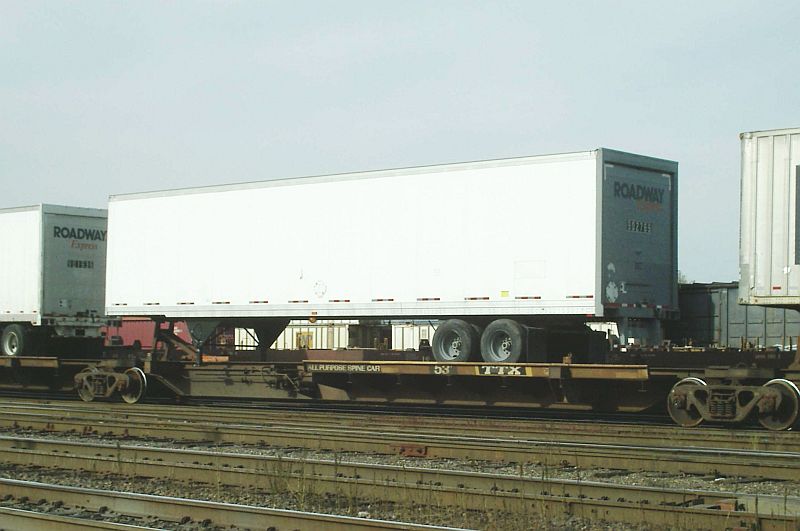 TTAX 554468 and Roadway Trailer