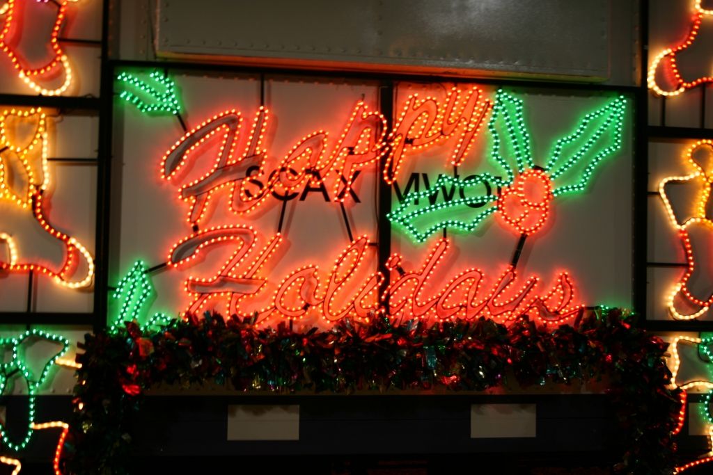 Happy Holidays from Metrolink