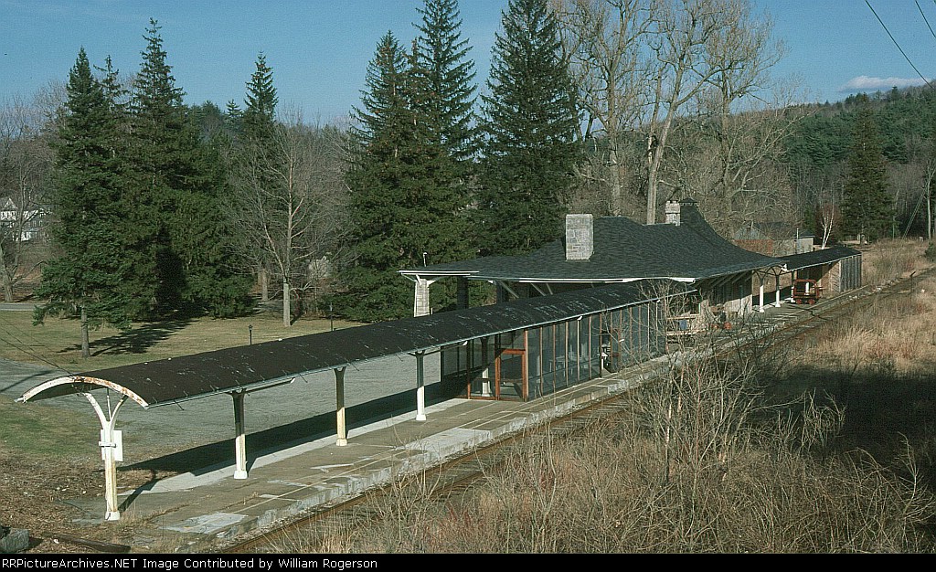 Former New York, New Haven and Hartford Railroad (NH) Passenger Depot