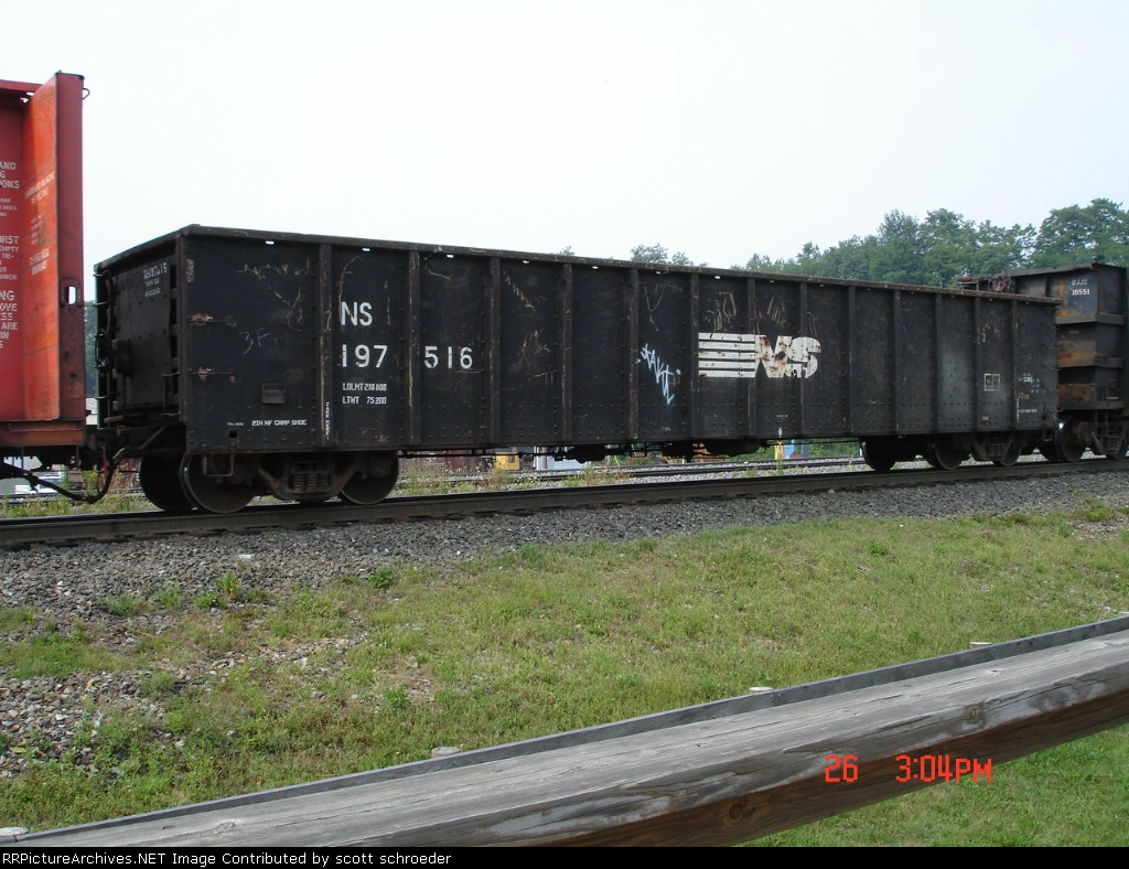 NS 197516 Gondola EB