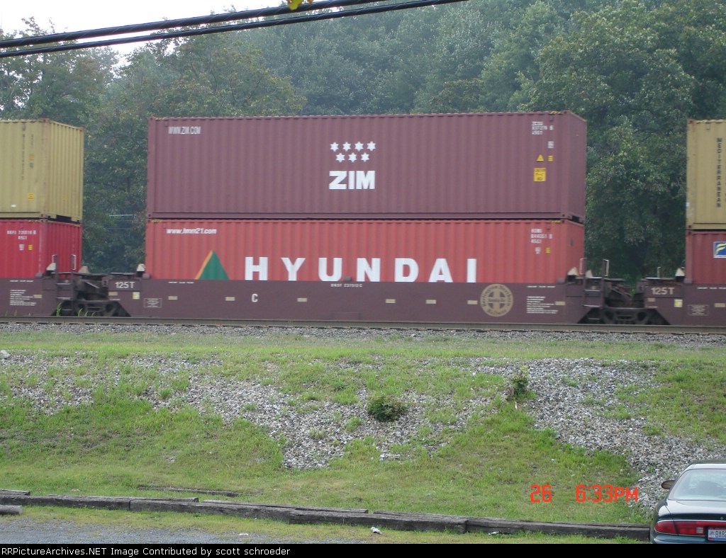 BNSF 237512C Double Stackcar EB