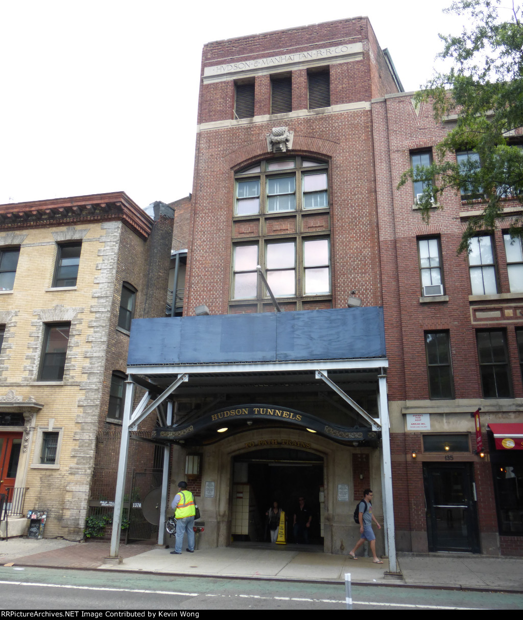 PATH Christopher Street Station
