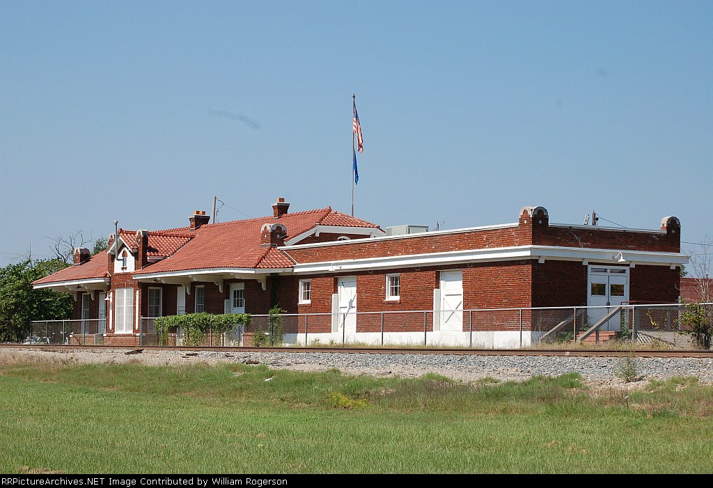Former Kansas City Southern Railway Passenger Depot