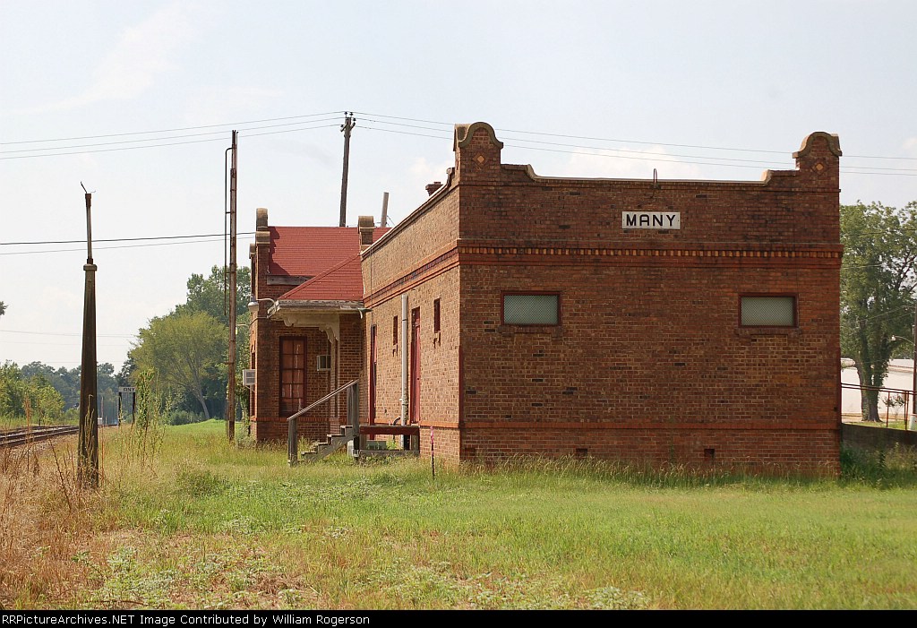 Former Kansas City Southern Railway Passenger Depot