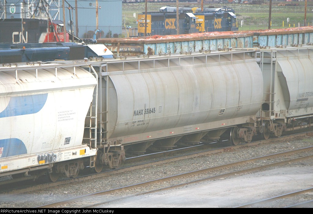 NAHX 551645