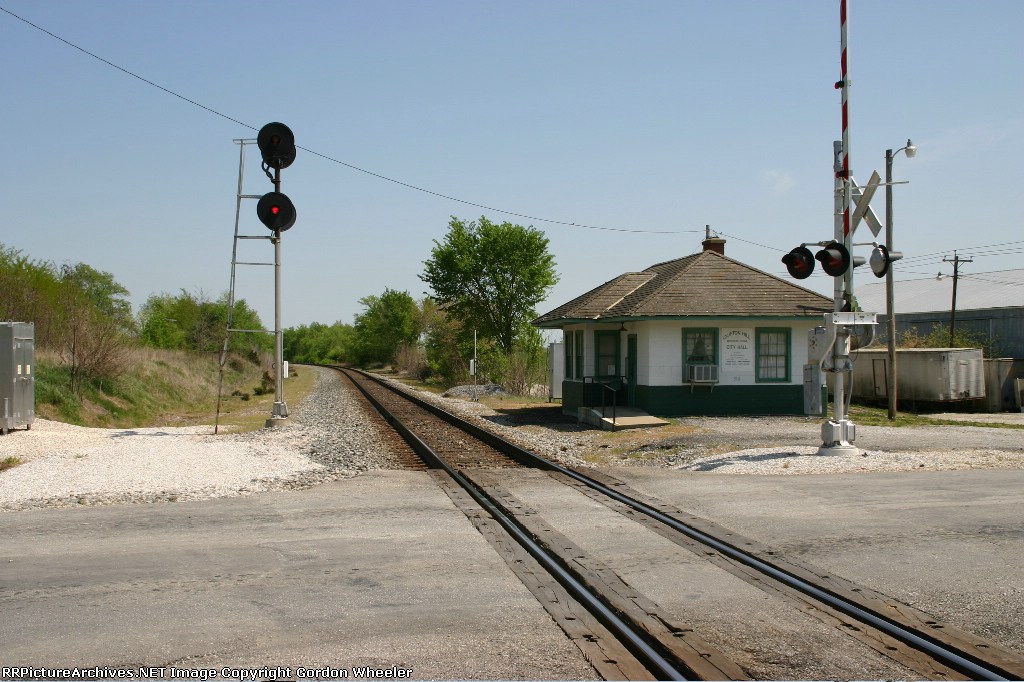 Wabash depot at Clifton Hill, MO.