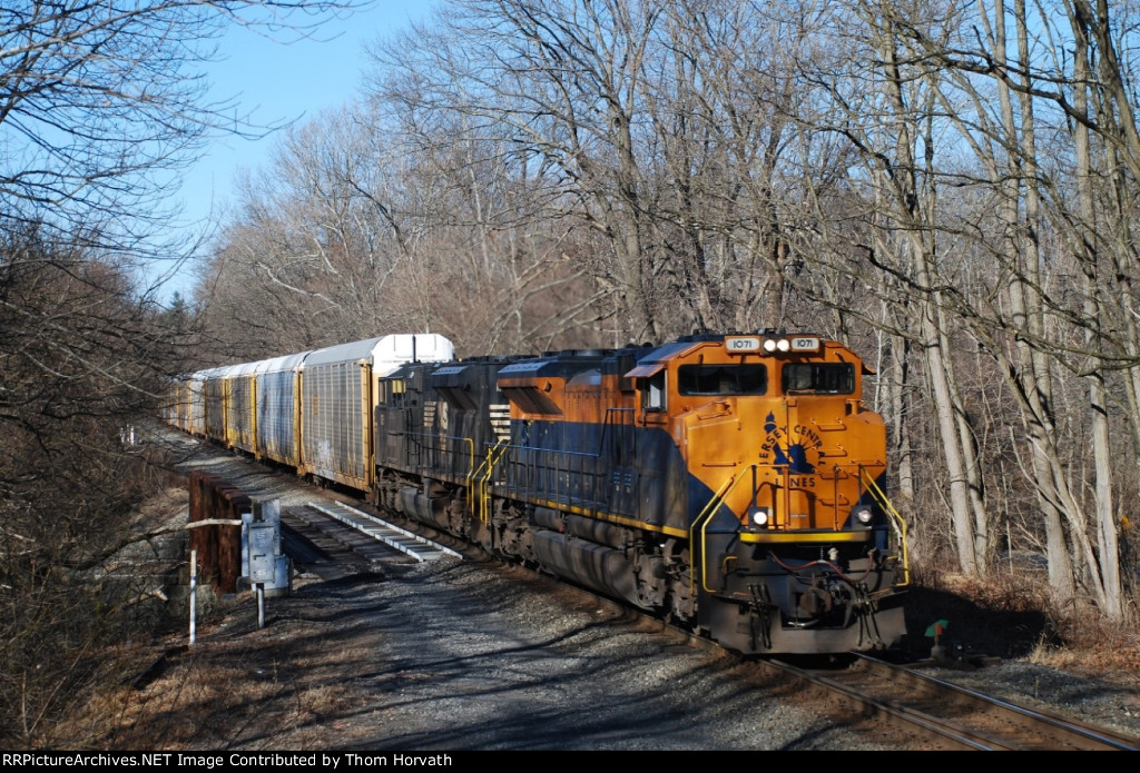 NS 1071 leads 18N over Capoolong Creek at Lehigh Line MP 57