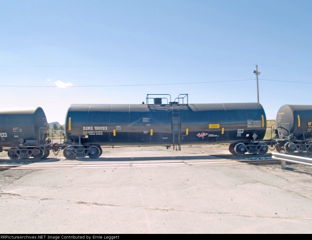 XOMX 100193
