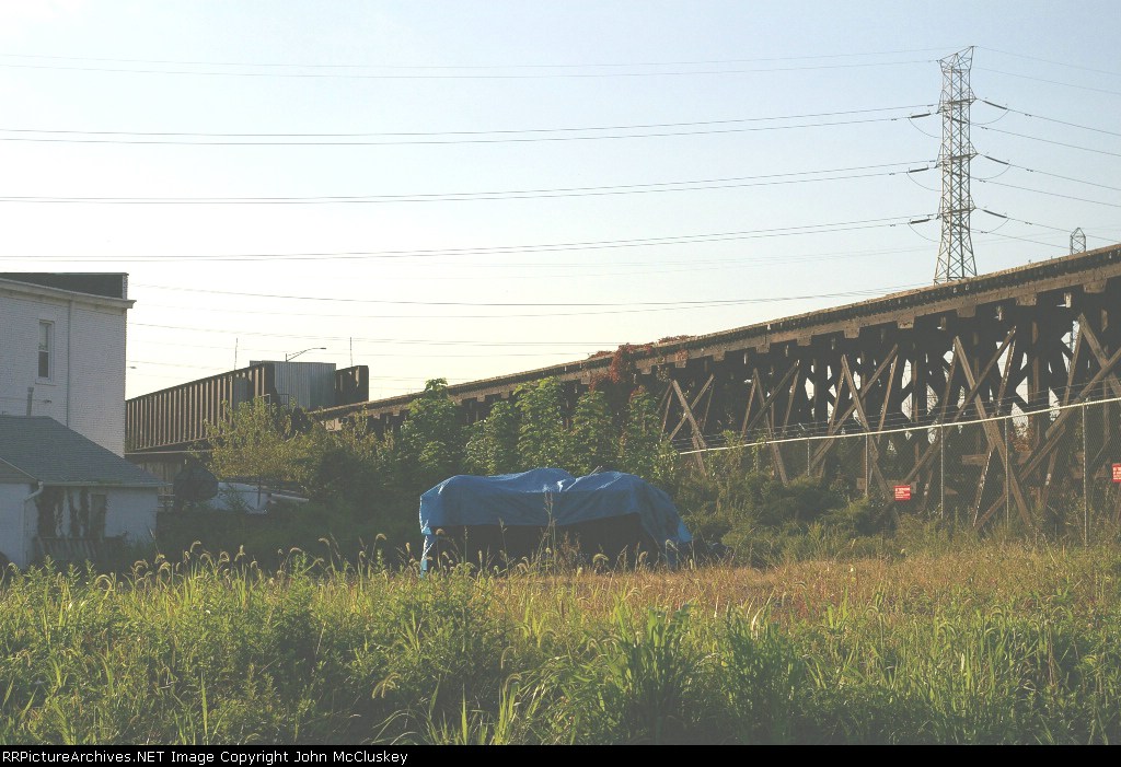 The old line "ends" just before the bridge across the NJ Tpk