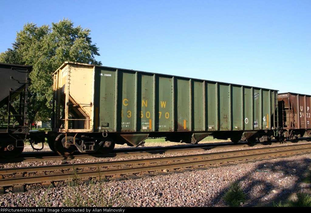 CNW 136070